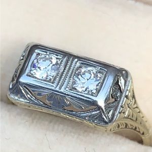 Antique art deco diamond engagement ring